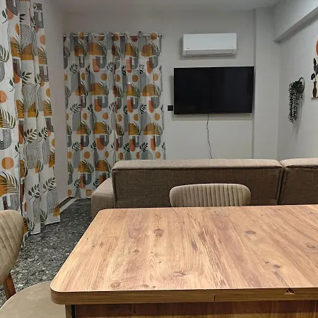 Parea Downtown - Spacious 2br דירה *