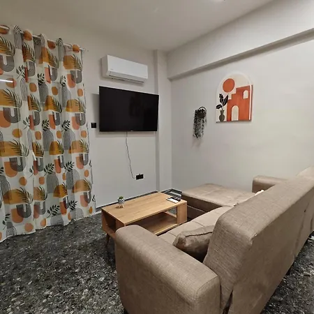 Parea Downtown - Spacious 2br דירה קלמאטה