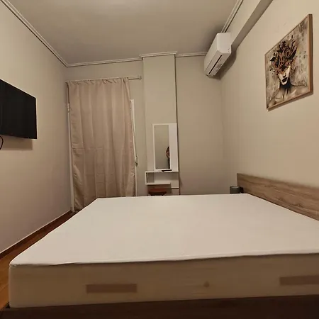 Parea Downtown - Spacious 2br Apartamento