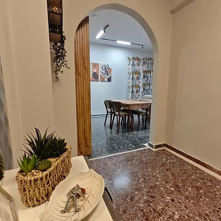 Apartamento Parea Downtown - Spacious 2br *