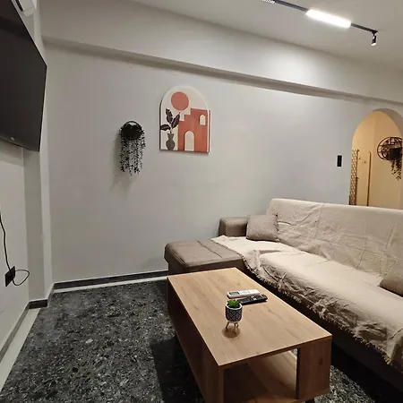 Parea Downtown - Spacious 2br Apartamento Kalamata